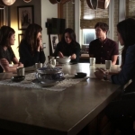 Pretty_Little_Liars_S07E01_WEB-DL_720p_DUAL_WWW_COMANDOTORRENTS_COM_0390.jpg