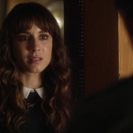 Pretty_Little_Liars_S07E07_WEB-DL_720p_DUAL_WWW_COMANDOTORRENTS_COM_1969.jpg