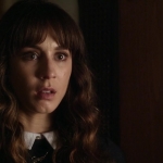 Pretty_Little_Liars_S07E07_WEB-DL_720p_DUAL_WWW_COMANDOTORRENTS_COM_1980.jpg