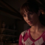 Pretty_Little_Liars_S07E08_WEB-DL_720p_DUAL_WWW_COMANDOTORRENTS_COM_2372.jpg