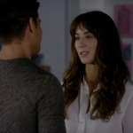 Pretty_Little_Liars_S07E13_WEB-DL_720p_DUAL_WWW_COMANDOTORRENTS_COM_1137.jpg