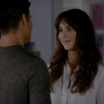 Pretty_Little_Liars_S07E13_WEB-DL_720p_DUAL_WWW_COMANDOTORRENTS_COM_1138.jpg