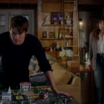 Pretty_Little_Liars_S07E13_WEB-DL_720p_DUAL_WWW_COMANDOTORRENTS_COM_1840.jpg