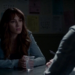Pretty_Little_Liars_S07E16_WEB-DL_720p_DUAL_WWW_COMANDOTORRENTS_COM_0140.jpg