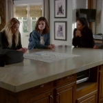 Pretty_Little_Liars_S07E16_WEB-DL_720p_DUAL_WWW_COMANDOTORRENTS_COM_1181.jpg