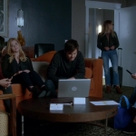 Pretty_Little_Liars_S07E18_WEB-DL_720p_DUAL_WWW_COMANDOTORRENTS_COM_0479.jpg