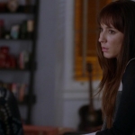 Pretty_Little_Liars_S07E18_WEB-DL_720p_DUAL_WWW_COMANDOTORRENTS_COM_1444.jpg