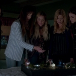 Pretty_Little_Liars_S07E19_WEB-DL_720p_DUAL_WWW_COMANDOTORRENTS_COM_1622.jpg