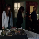 Pretty_Little_Liars_S07E19_WEB-DL_720p_DUAL_WWW_COMANDOTORRENTS_COM_2330.jpg