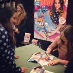 Filename=SigningSeventeen_24.jpg
Filesize=49KiB
Dimensions=599x589
Date added=Feb 21, 2014 SigningSeventeen_24.jpg