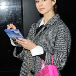 Filename=good_morning_america_1.jpg
Filesize=96KiB
Dimensions=266x400
Date added=Feb 23, 2014 good_morning_america_1.jpg