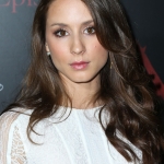 Filename=pll100party-131.jpg
Filesize=431KiB
Dimensions=1462x2048
Date added=Jun 10, 2014 pll100party-131.jpg