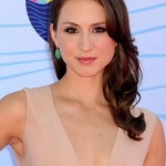 Filename=teen_choice_awards-carpet_16.JPG
Filesize=16KiB
Dimensions=266x400
Date added=Feb 23, 2014 teen_choice_awards-carpet_16.JPG