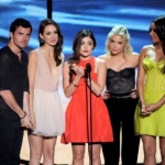 Filename=teen_choice_awards-show_1.jpg
Filesize=26KiB
Dimensions=400x287
Date added=Feb 23, 2014 teen_choice_awards-show_1.jpg